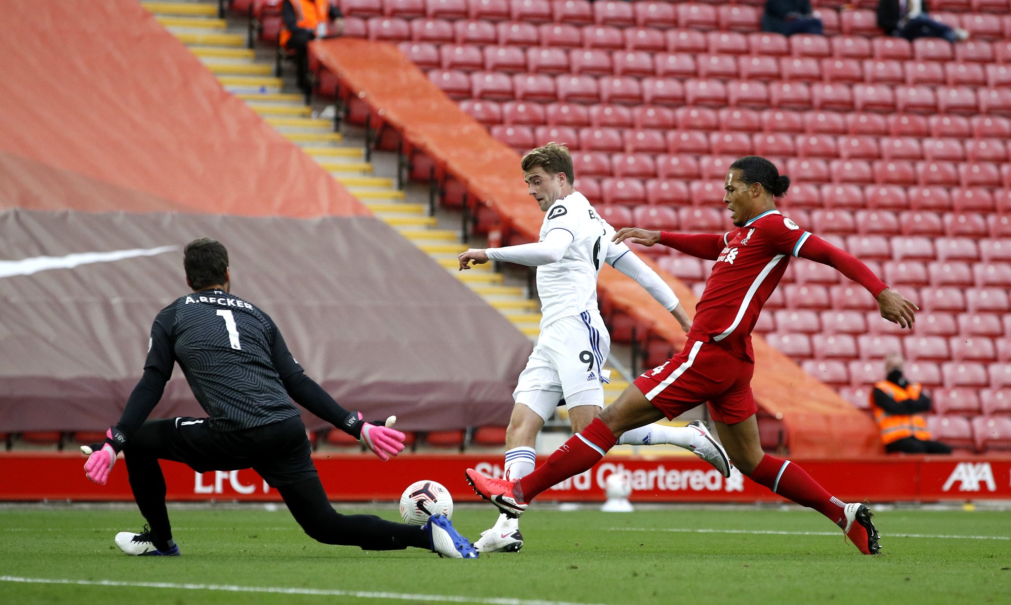 更是出众的 更是出众的