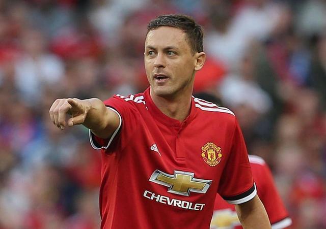 配合屡见不 配合屡见不